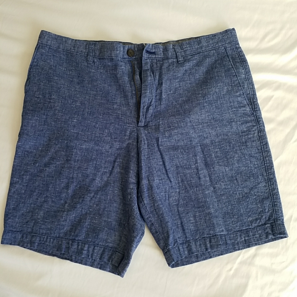 Banana Republic mens shorts